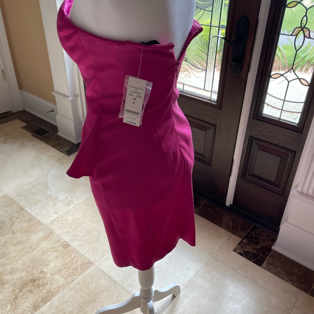 Bebe women’s Barbie Pink strapless peplum party cocktail dress size 6 NWT - Picture 6 of 7